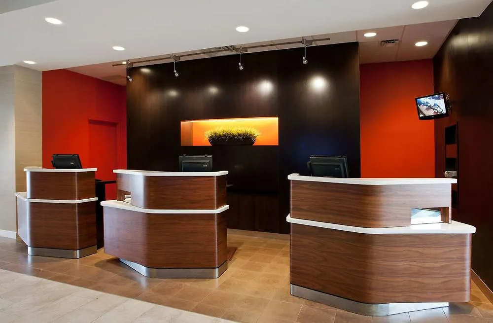 Courtyard By Marriott Denver Airport Hotel